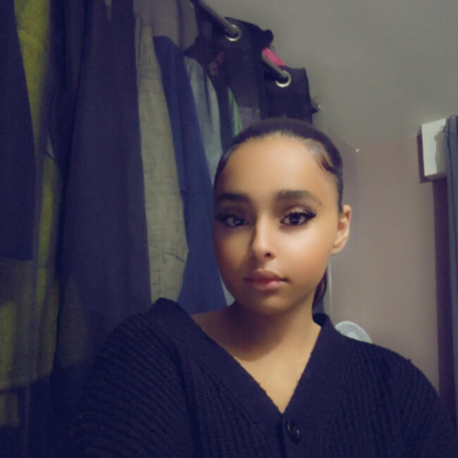 Babysitter in Grigny: Sabrina