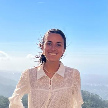 Babysitter Gold Coast: Maria Sol