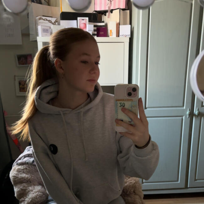 Babysitter in Enschede: Hannah