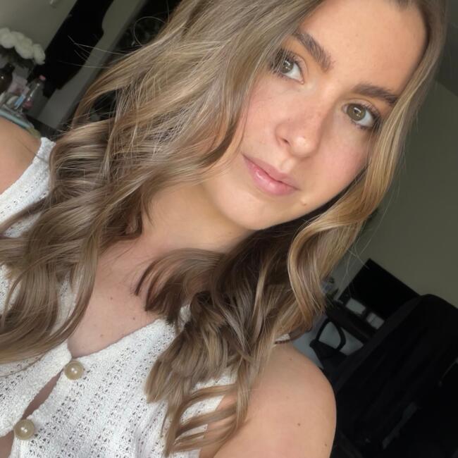 Bébiszitter Pomáz területén: Fanni