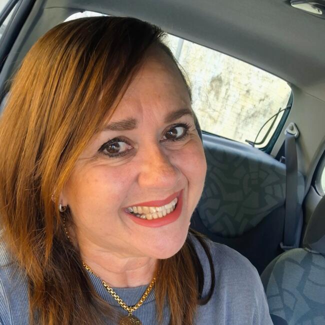Babysitter em Porto: Eliana