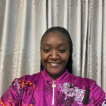 Babysitter in Nairobi: Alice