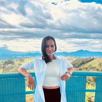 Niñera en Cartago: Isabel