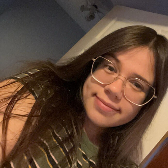 Baby-sitter in Halifax: Leann