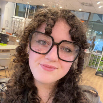 Babysitter in Bourges: Emma