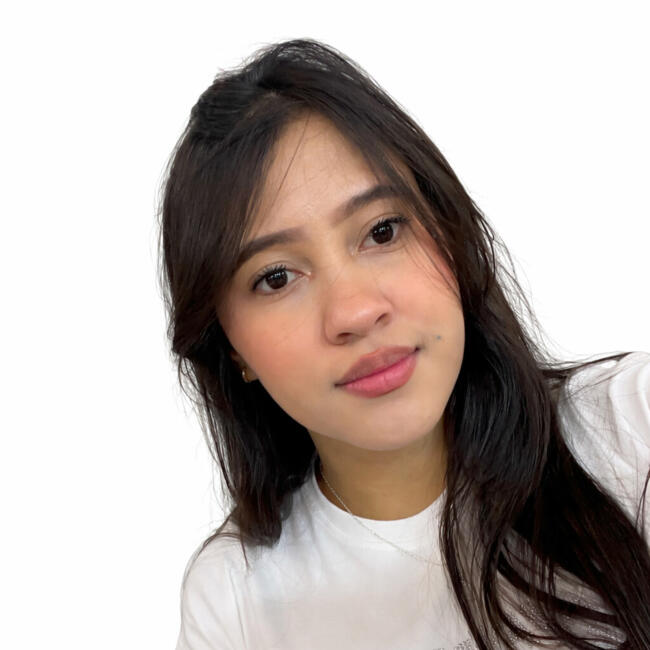 Babysitter in Torrent: DANIELA