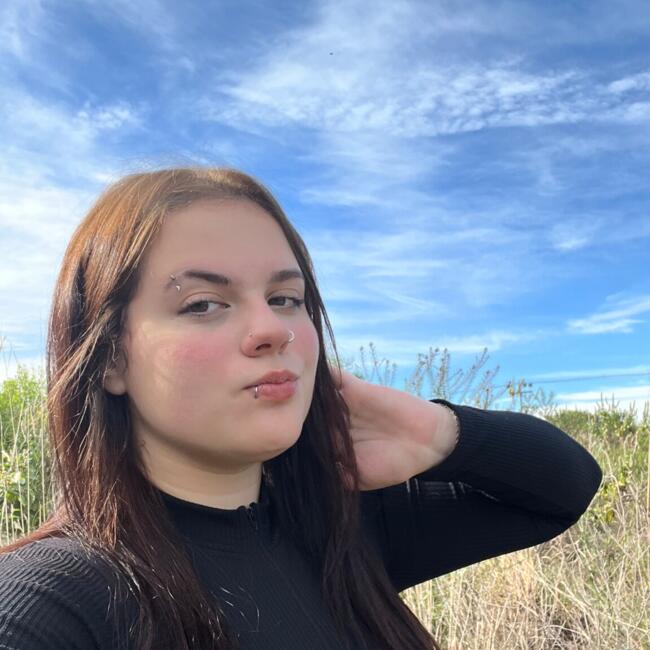 Babysitter in Curitiba: Luiza