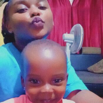 Babysitter in Dodoma: Magreth