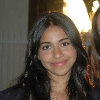 Babysitter in Saint-Gilles: Yousra