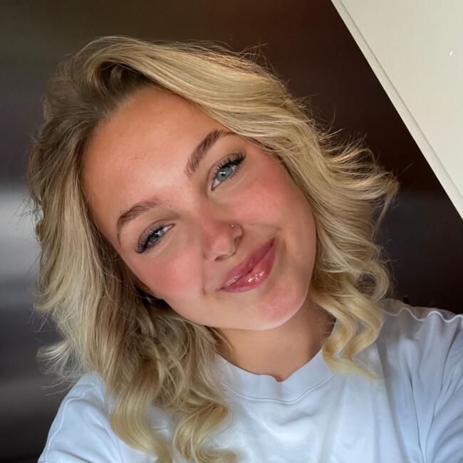 Oppas in Andijk: Nicci