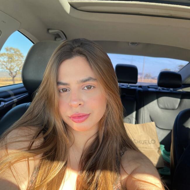 Babá em Brasília: Rafayanne Bruna