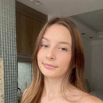 Babysitter in Joinville: Amanda