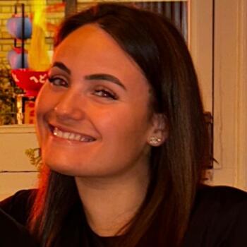 Babysitter in Epsom: Lucy