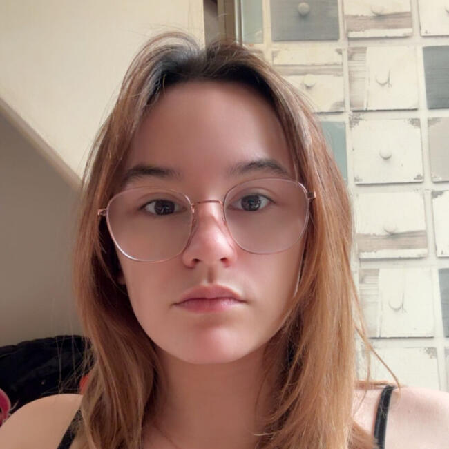 Babysitter in Calais: Oceane
