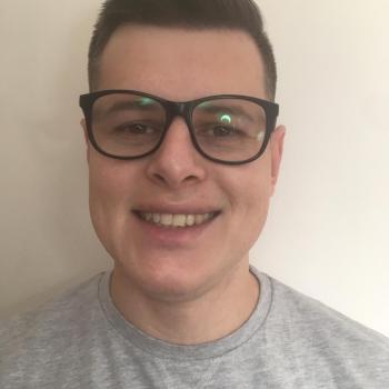 Emprego de babá Blumenau: emprego de babá Evandro Pires da
