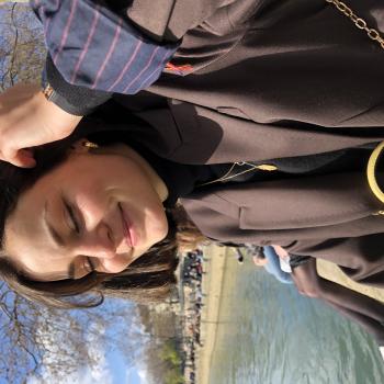 Baby-sitter in Bagneux: Emilie