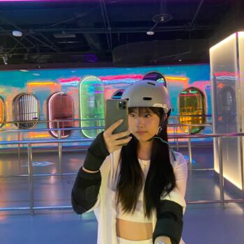 Babysitter in Taipei: Sharon