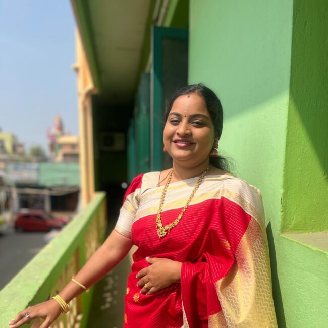 चेन्नई में बेबीसिटिंग की नौकरी: Deekshana