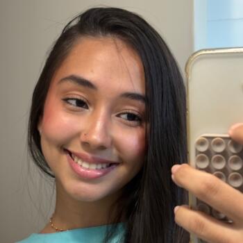 Babysitter in Palmas: Manuela