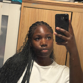 Babysitter in London: Aminat