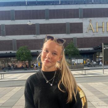 Babysitter in Helsinki: Julia
