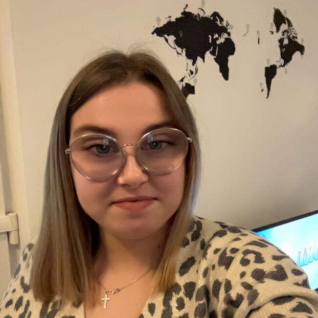 Babysitter in Viesly: Rose