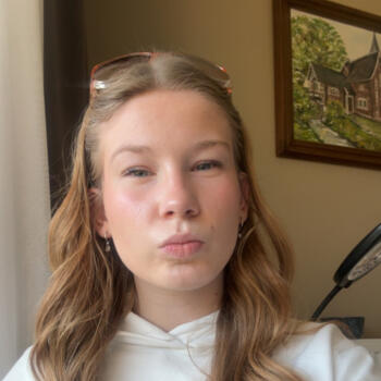 Babysitter in Bilzen: Elien