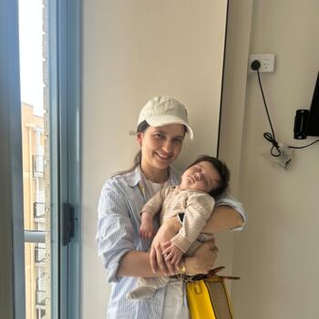 Parent Sydney: María