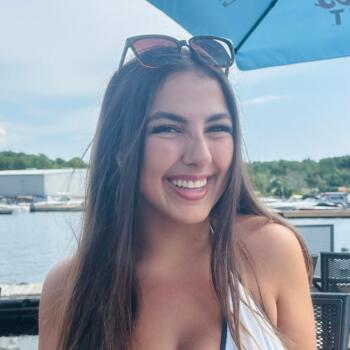 Baby-sitter Etobicoke: Ava