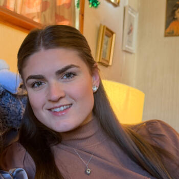 Babysitter in Godalming: Grace