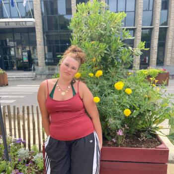 Babysitter in Rambouillet: Angeline