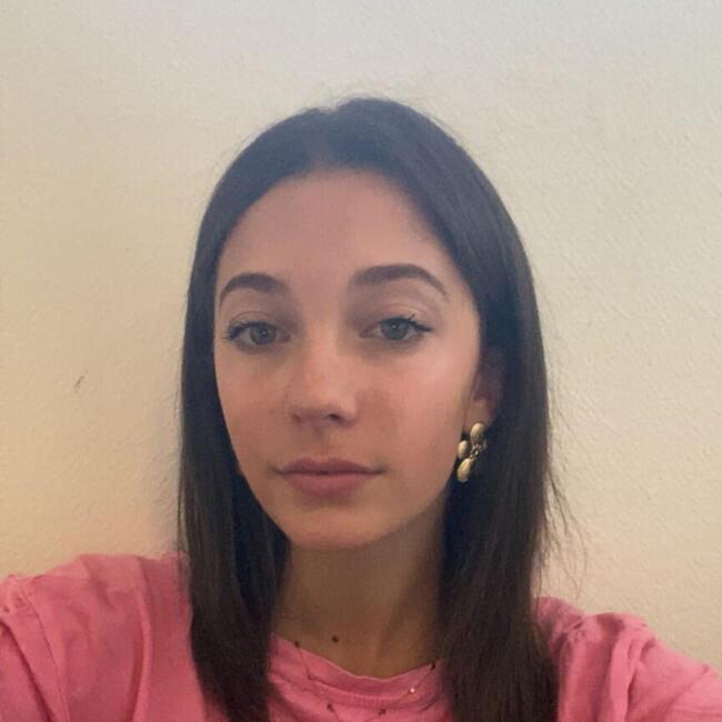 Babysitter in Toulouse: Lilie