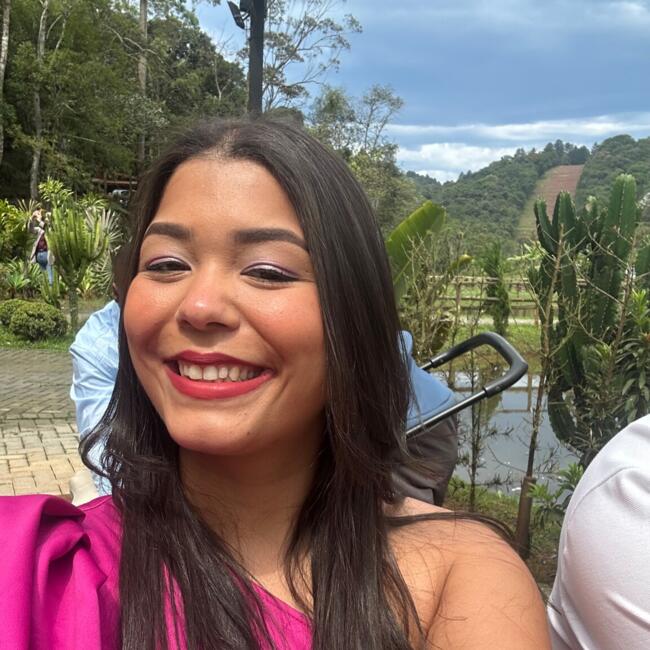 Babá em São Vicente: Brunna