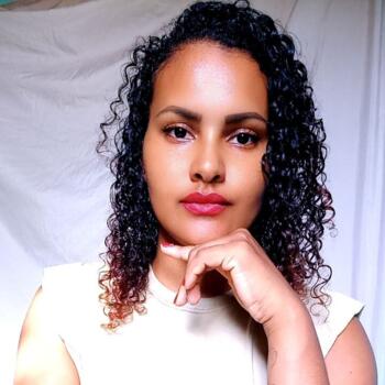 Babysitter in Cidade Ocidental: Elivania