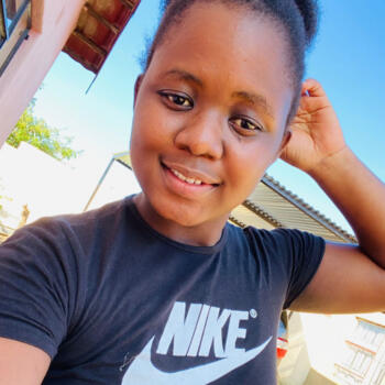 Babysitter Roodepoort: Nomcebo Yoliswa