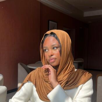 Babysitter in Croydon: Mariam