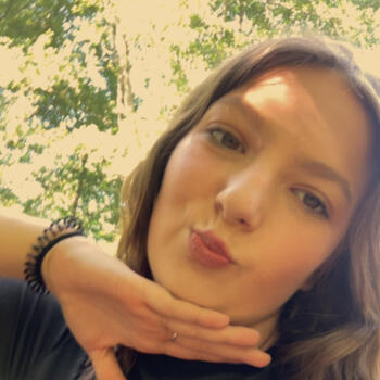 Babysitter in Grandvillars: Kylliana