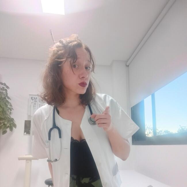 Babysitter in Madrid: Ana