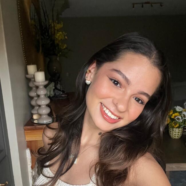 Babysitter in Madrid: Daniela