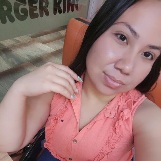 Babysitter in Capiatá: Claudia