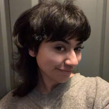 Babysitter in London: Lily