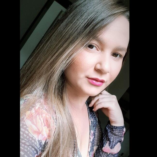 Babysitting job in Poços de Caldas: Amanda