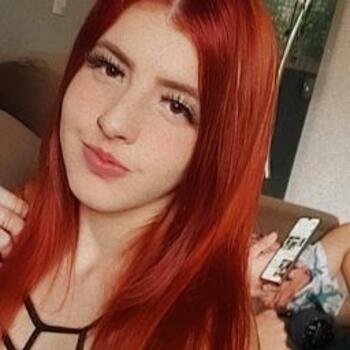 Emprego de babá em Maringá: emprego de babá Lorrayne