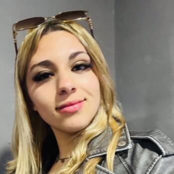 Niñera en Montevideo: Avril