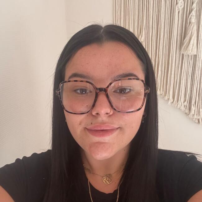 Babysitter in Liège: Ludivine