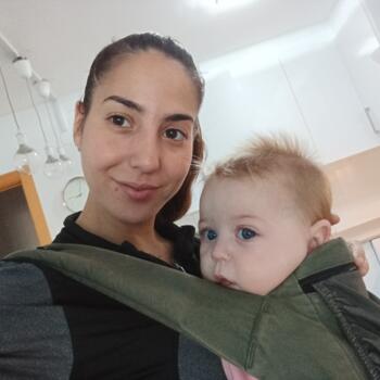 Babysitter in Mataró: Anais