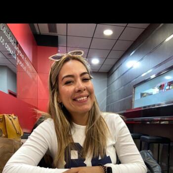 Canguro en Xirivella: Paola