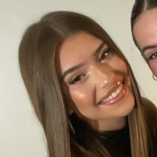 Babysitter in Quimper: NINA