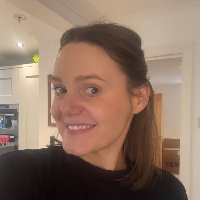 新加坡的临时保姆工作: Elisa