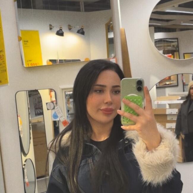 İstanbul bölgesinde bebek bakıcısı: İkbal